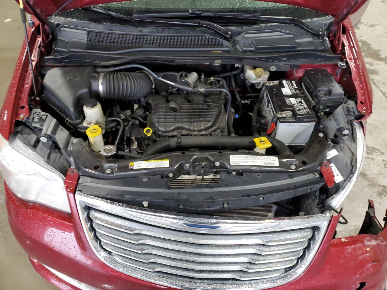 2012 Chrysler Town & Country - Image 12