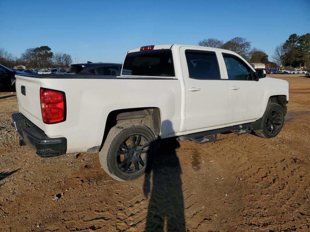 2015 Chevrolet Silverado - Image 3