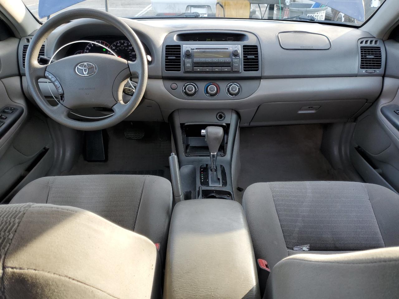 2005 Toyota Camry - Image 8