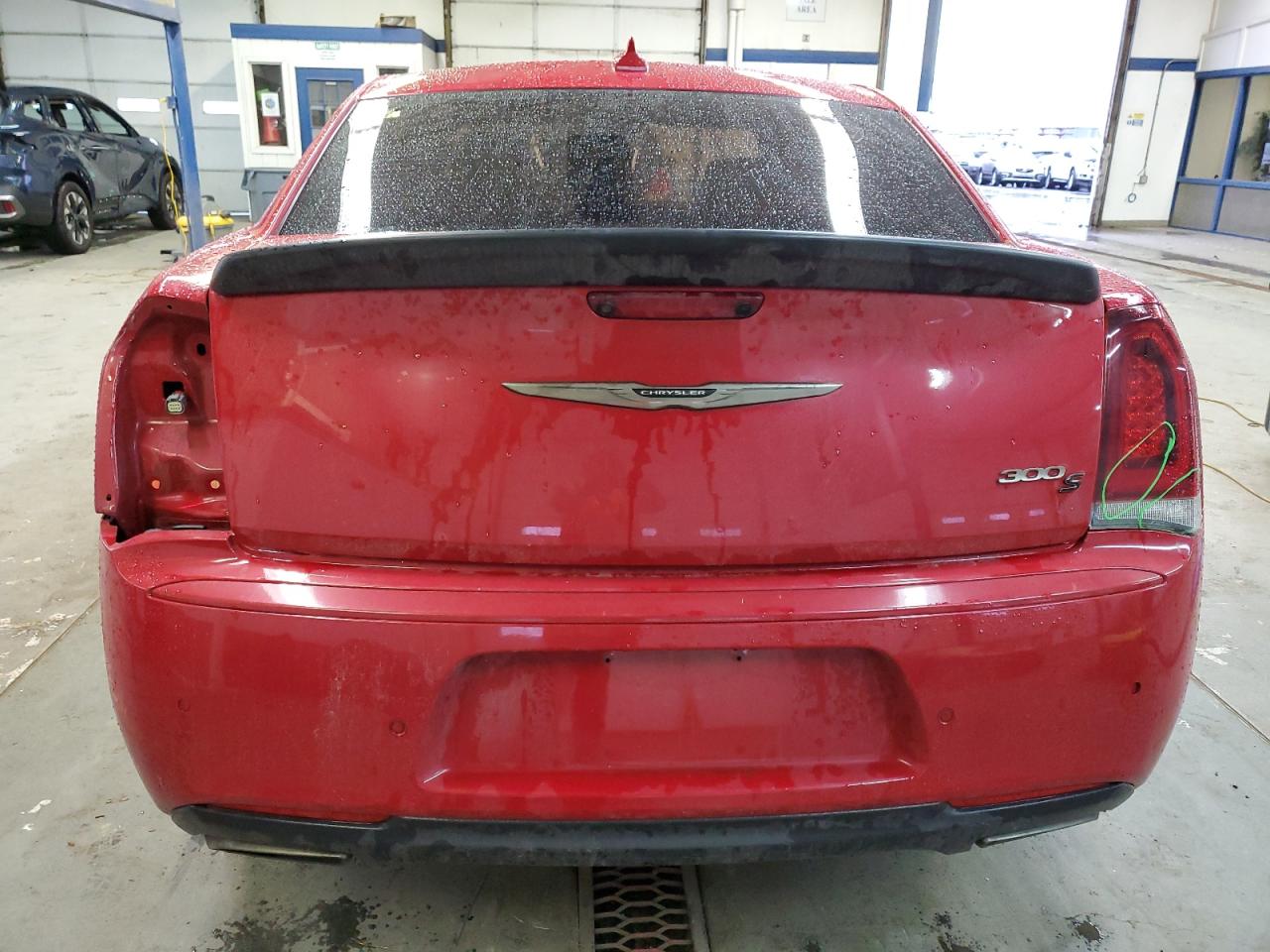 2016 Chrysler 300 - Image 6