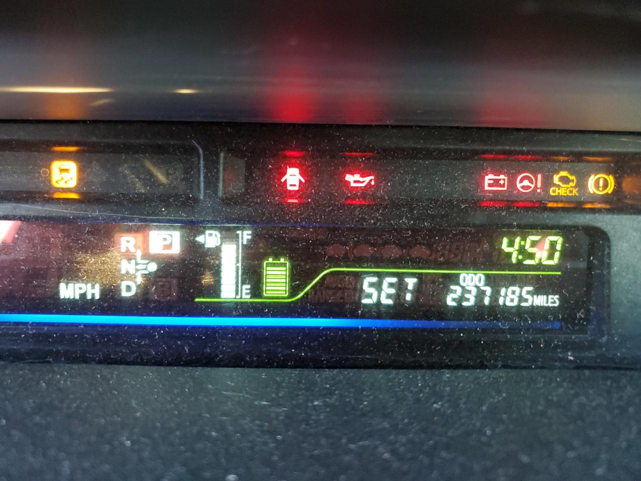 2017 Toyota Prius - Image 9