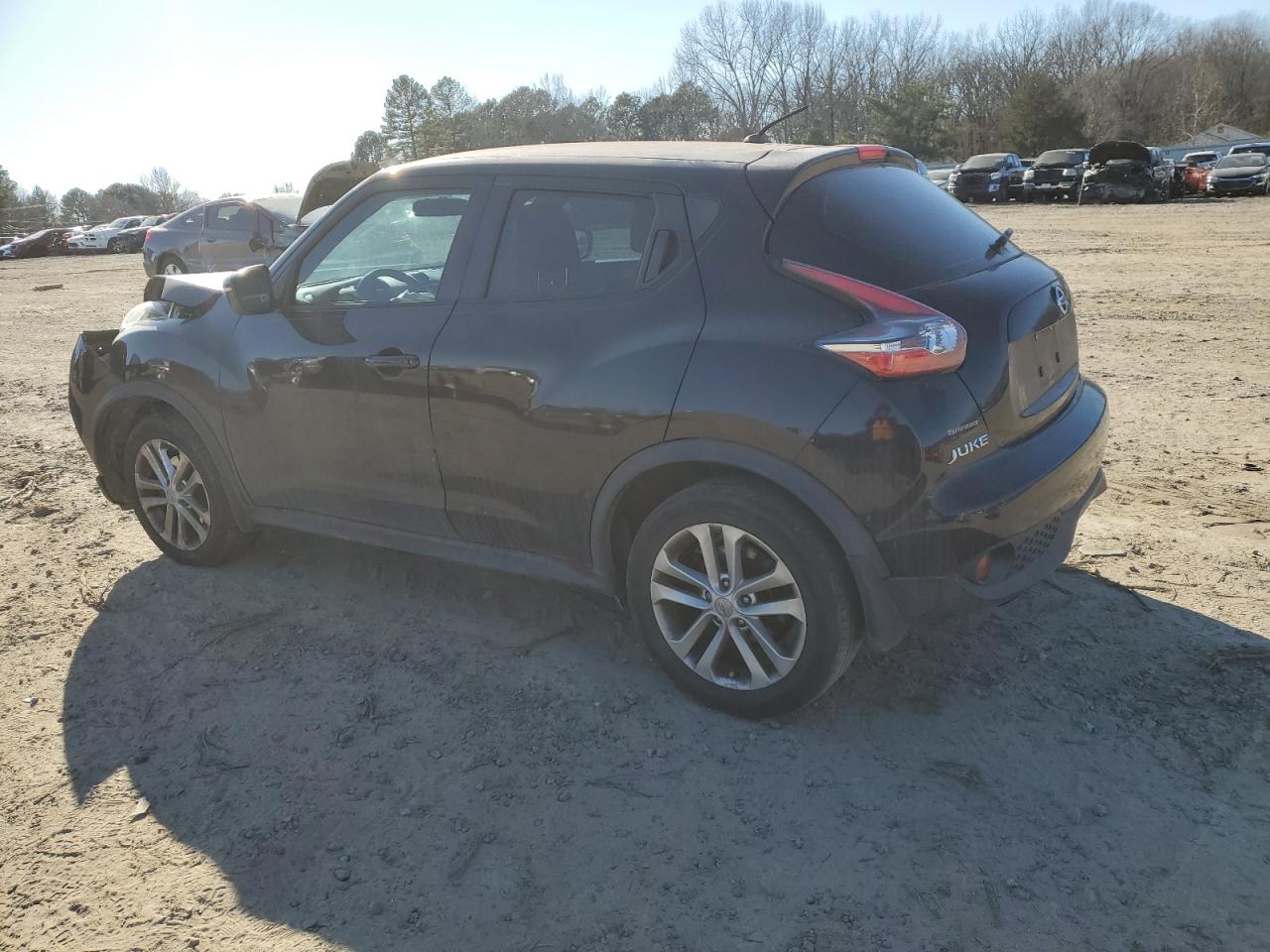 2015 Nissan Juke - Image 2