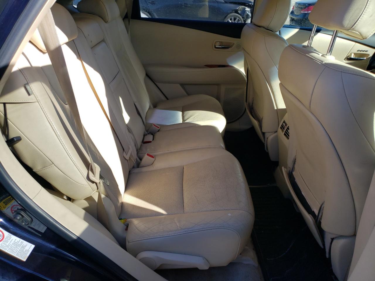 2010 Lexus RX - Image 10