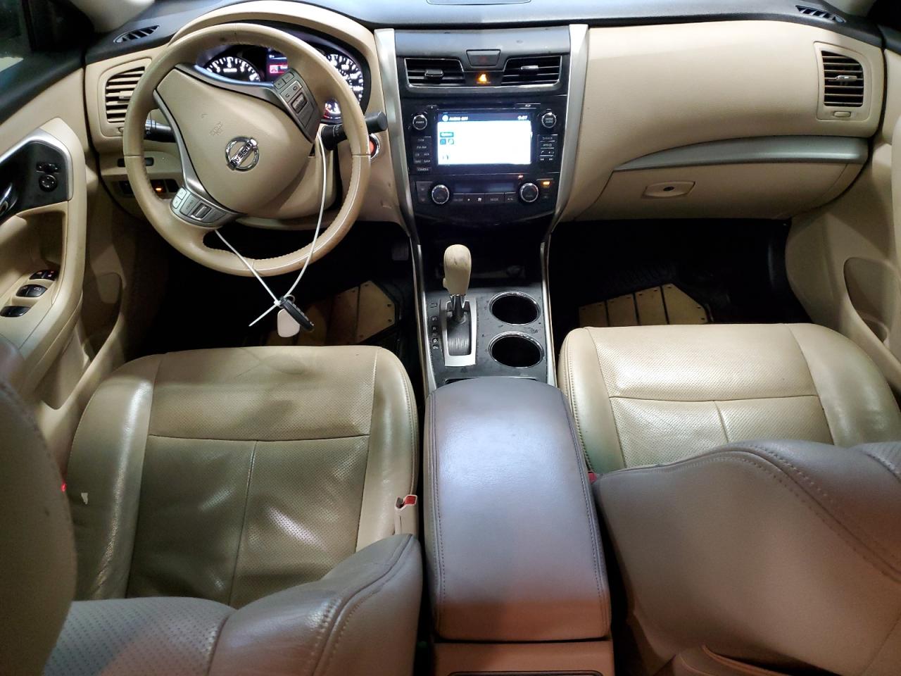 2015 Nissan Altima - Image 8