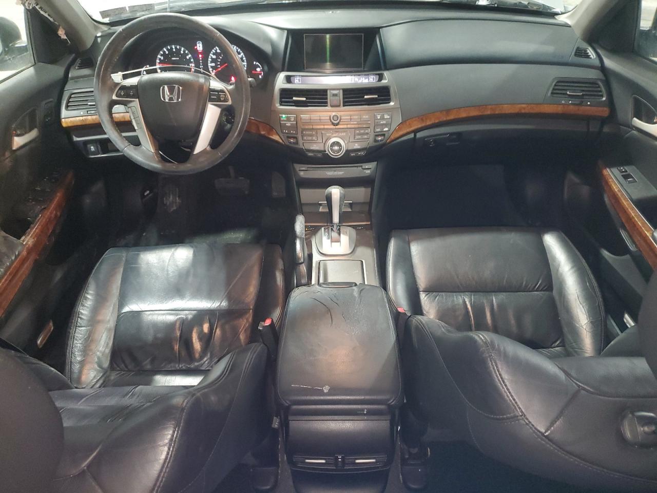 2012 Honda Accord - Image 8