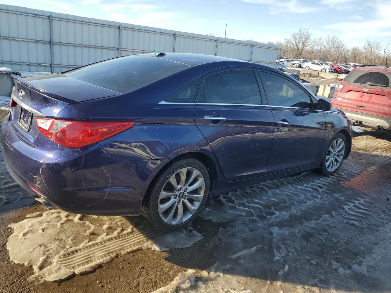 2013 Hyundai Sonata - Image 3
