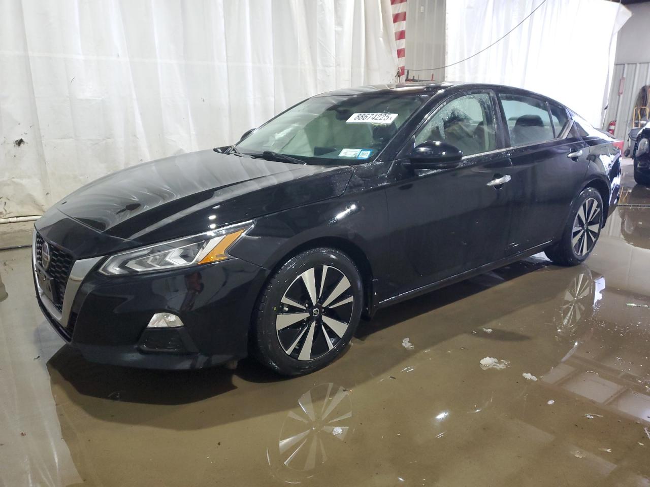 2021 Nissan Altima - Image 1