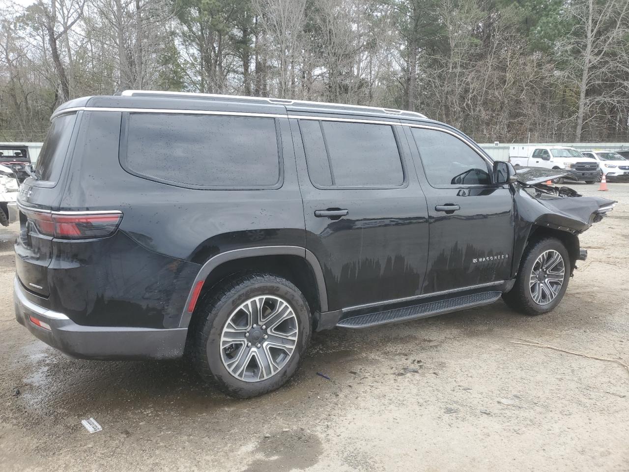 2022 Jeep Grand Wagoneer - Image 3