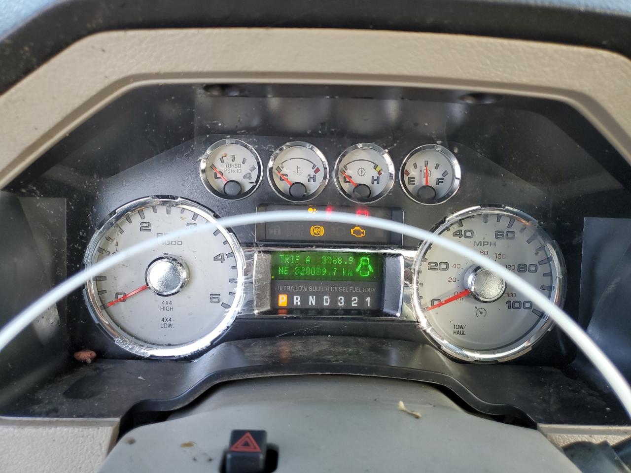 2009 Ford F350 - Image 9