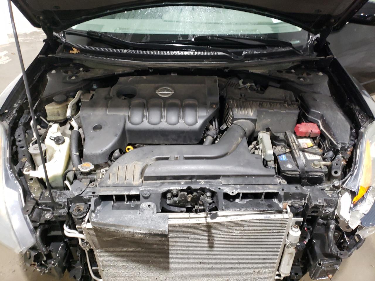 2009 Nissan Altima - Image 11
