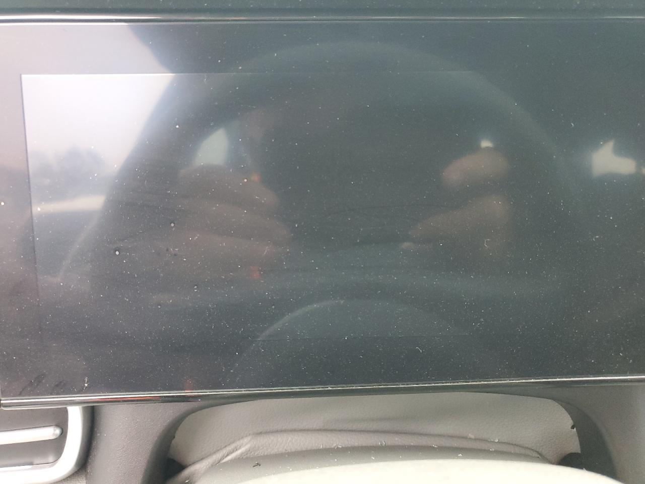 2024 Hyundai Elantra - Image 8