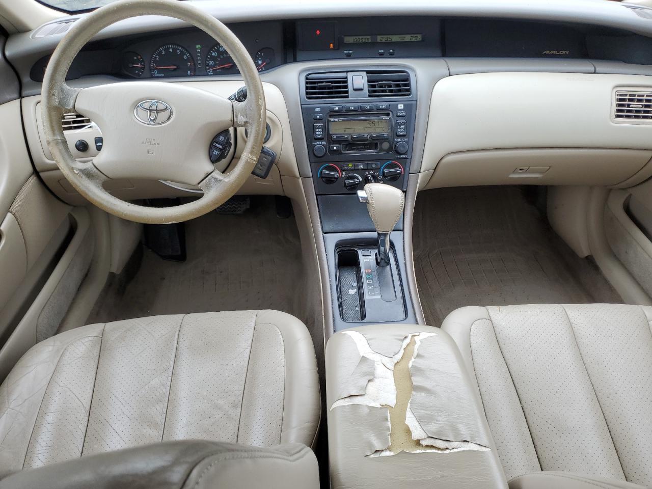 2003 Toyota Avalon - Image 8