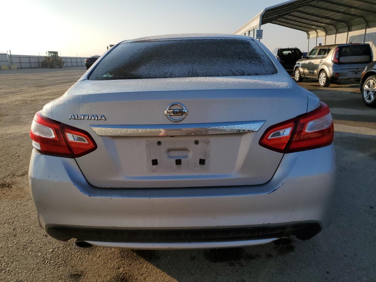 2016 Nissan Altima - Image 6