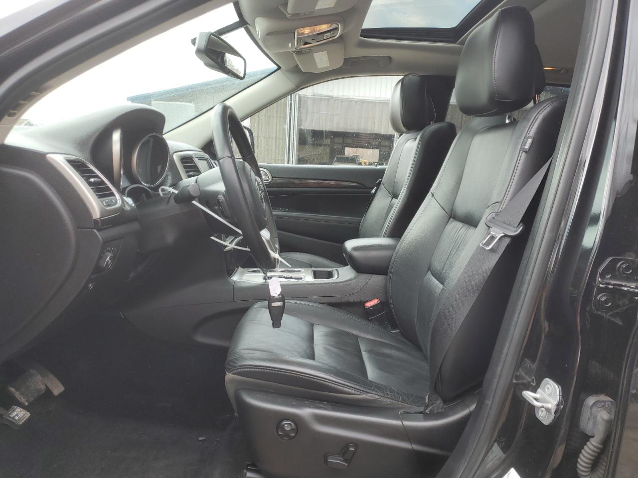 2013 Jeep Grand Cherokee - Image 7