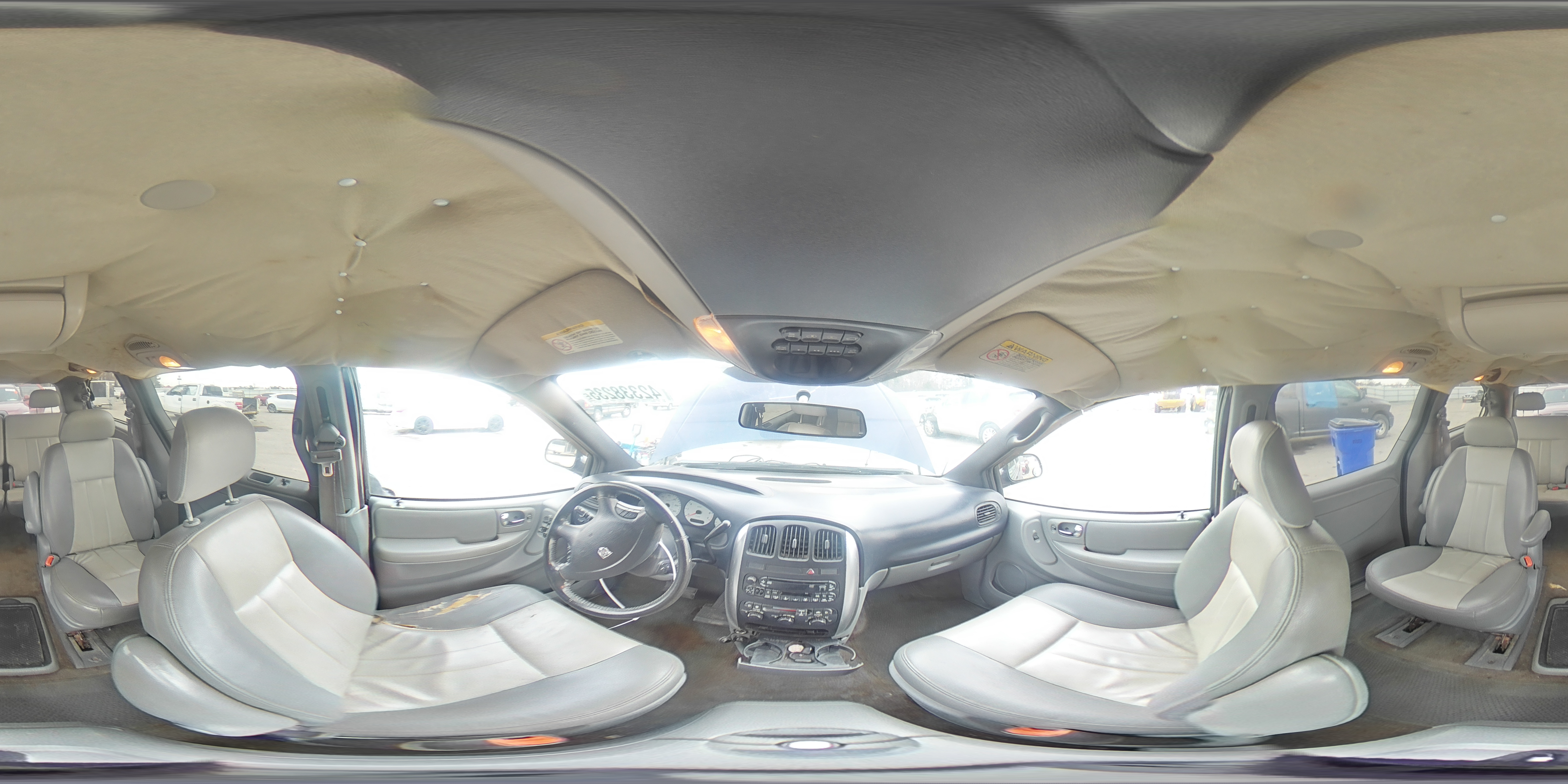2004 Dodge Caravan - Image 14