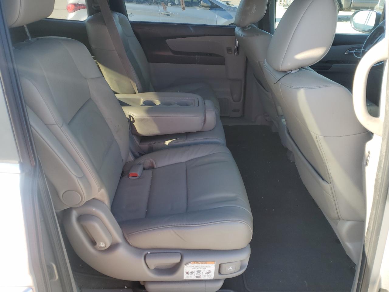 2015 Honda Odyssey - Image 10