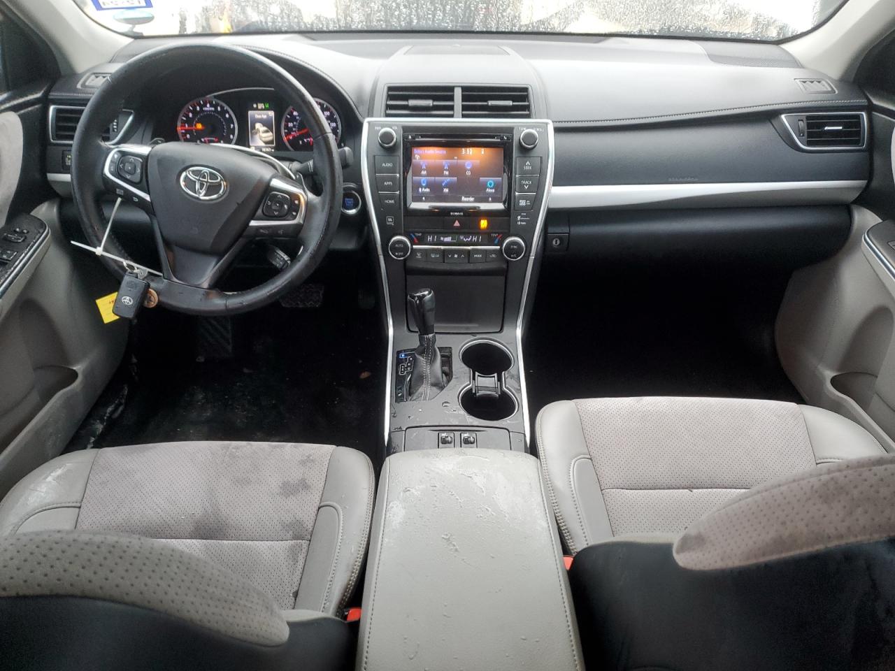 2017 Toyota Camry - Image 8