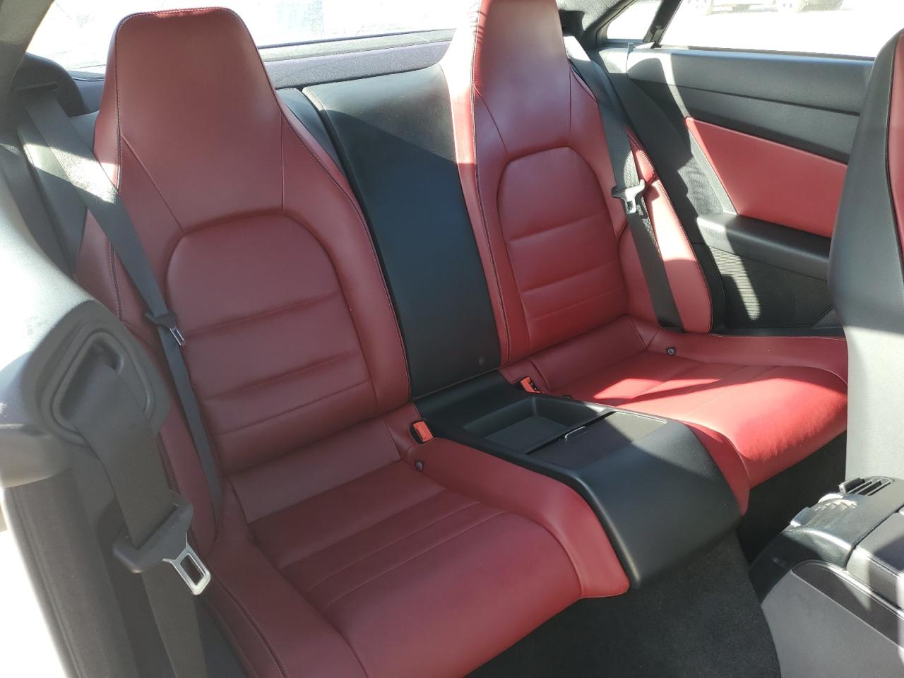2016 Mercedes-Benz E-klasse - Image 11
