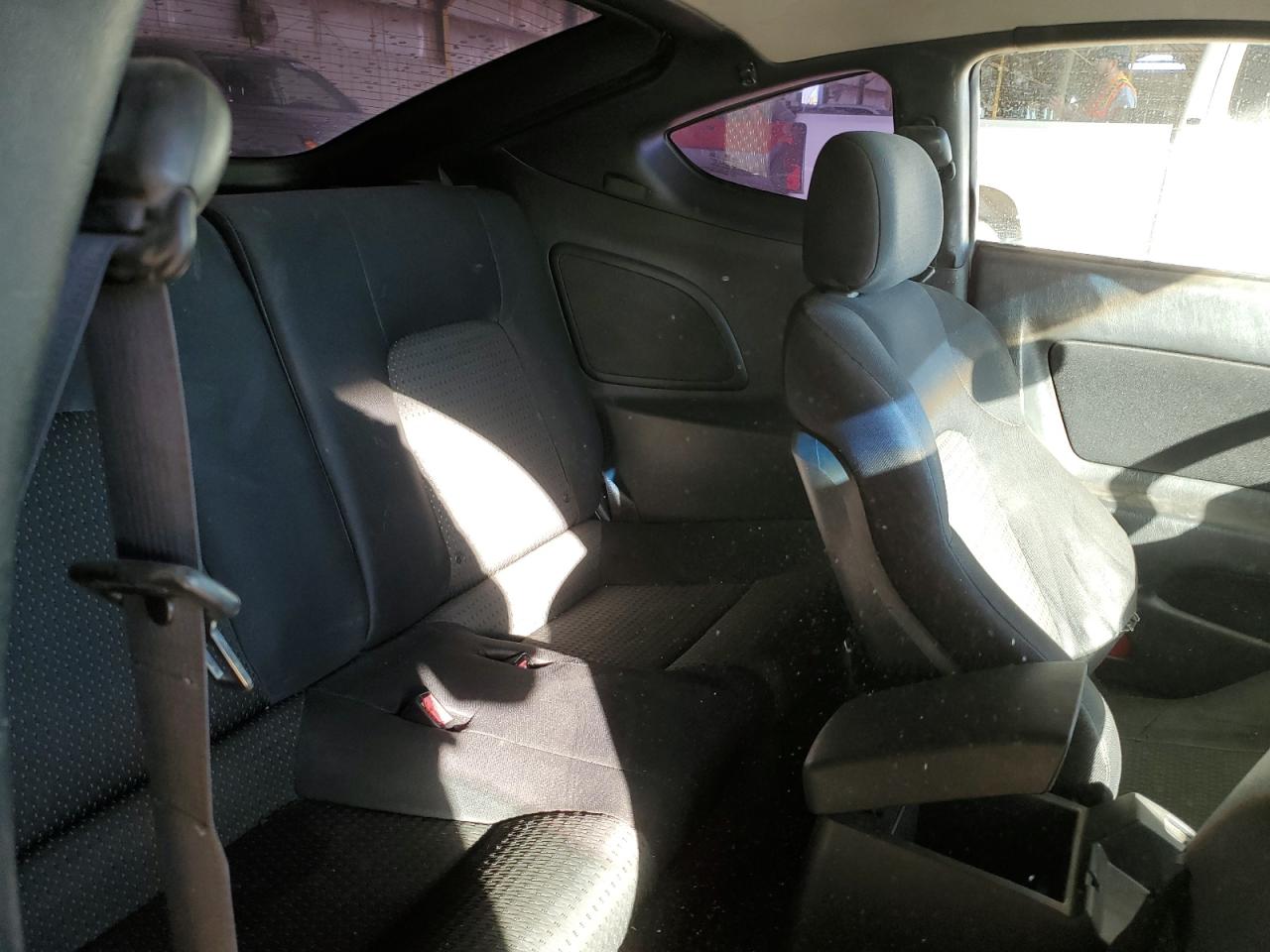 2008 Hyundai Tiburon Gs VIN: KMHHM66D88U269898 Lot: 42553025