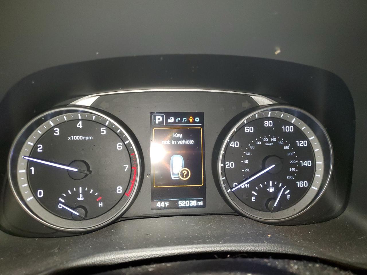 2017 Hyundai Elantra - Image 9