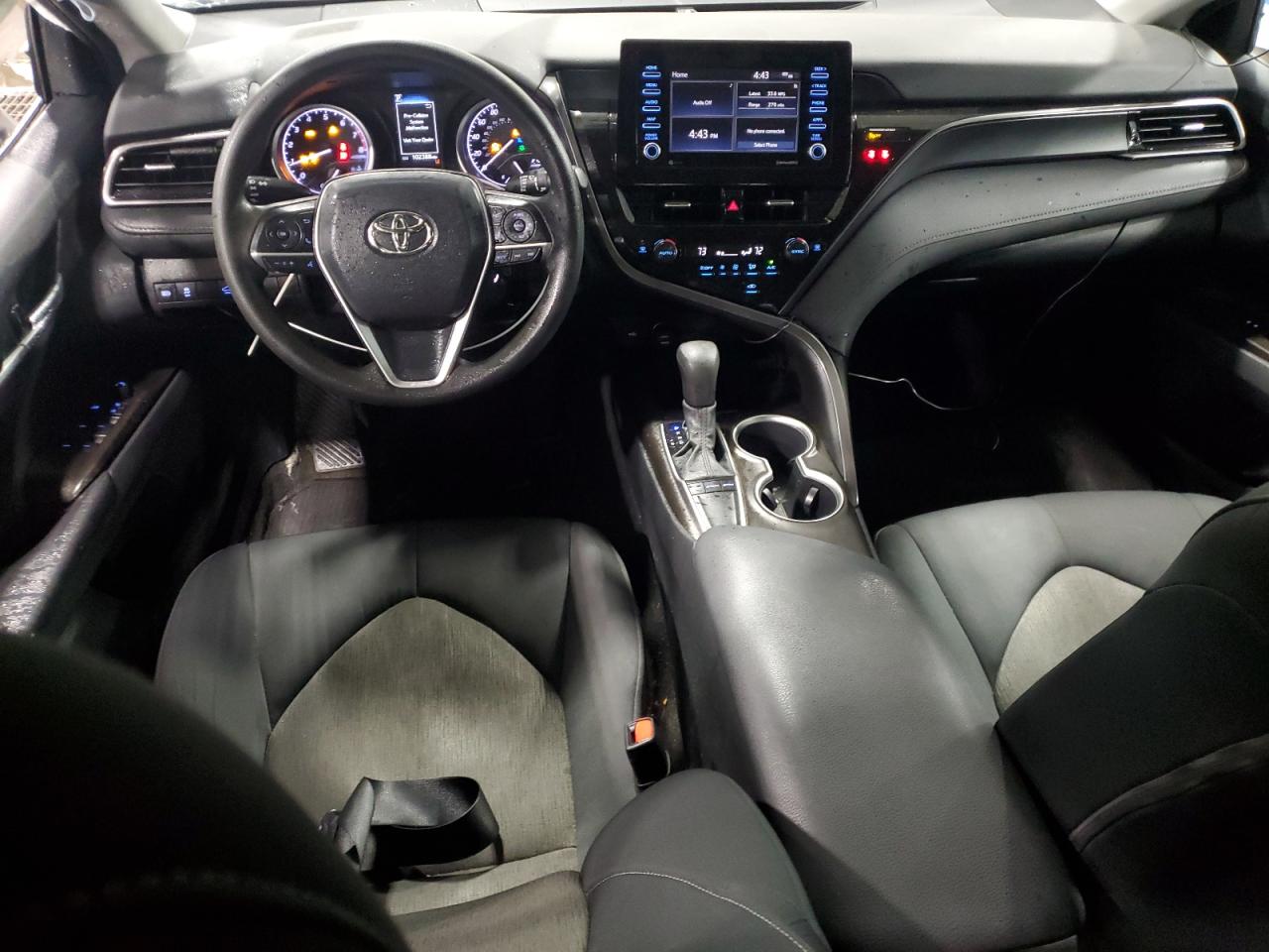 2022 Toyota Camry - Image 8
