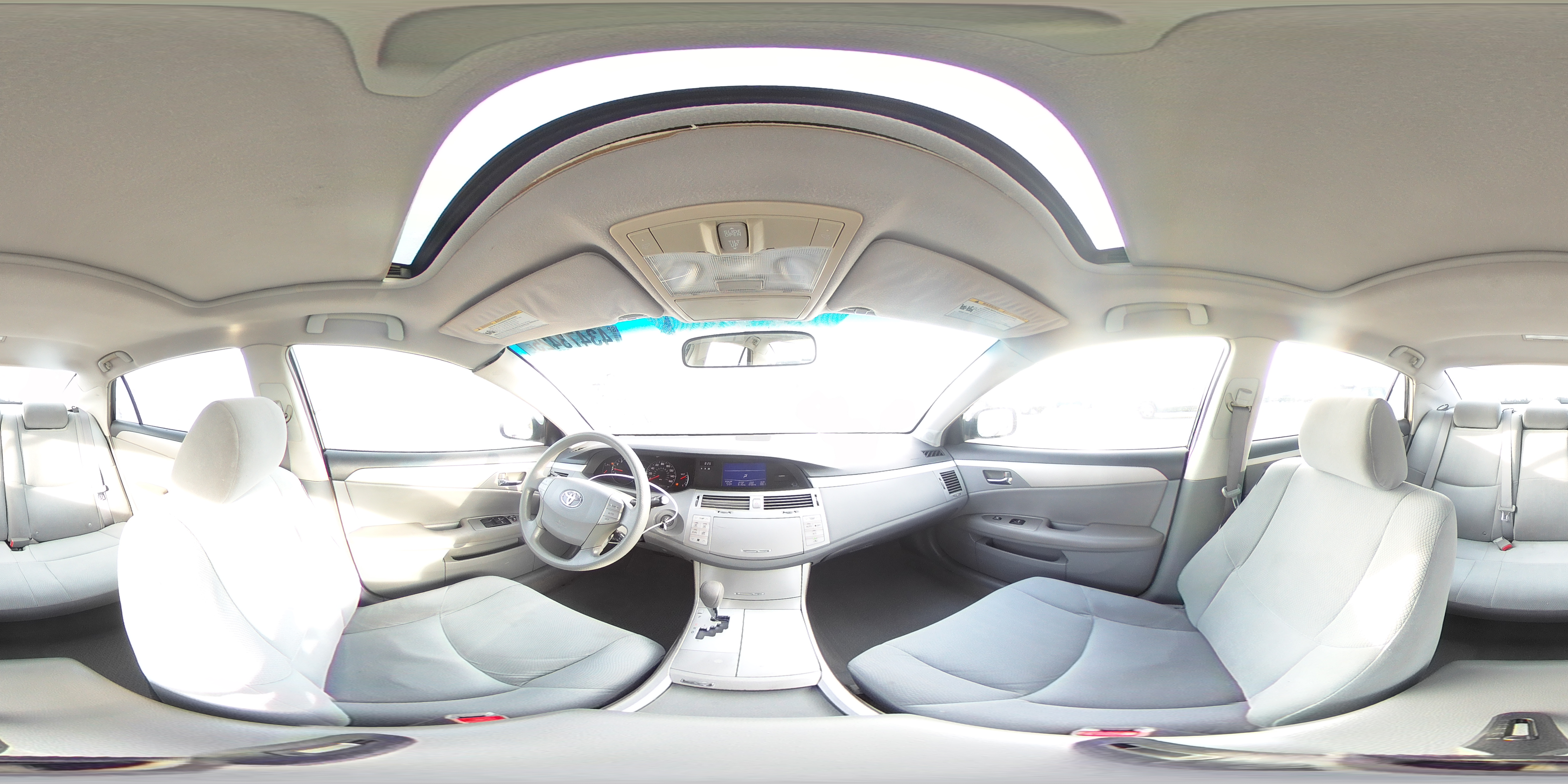 2008 Toyota Avalon - Image 13