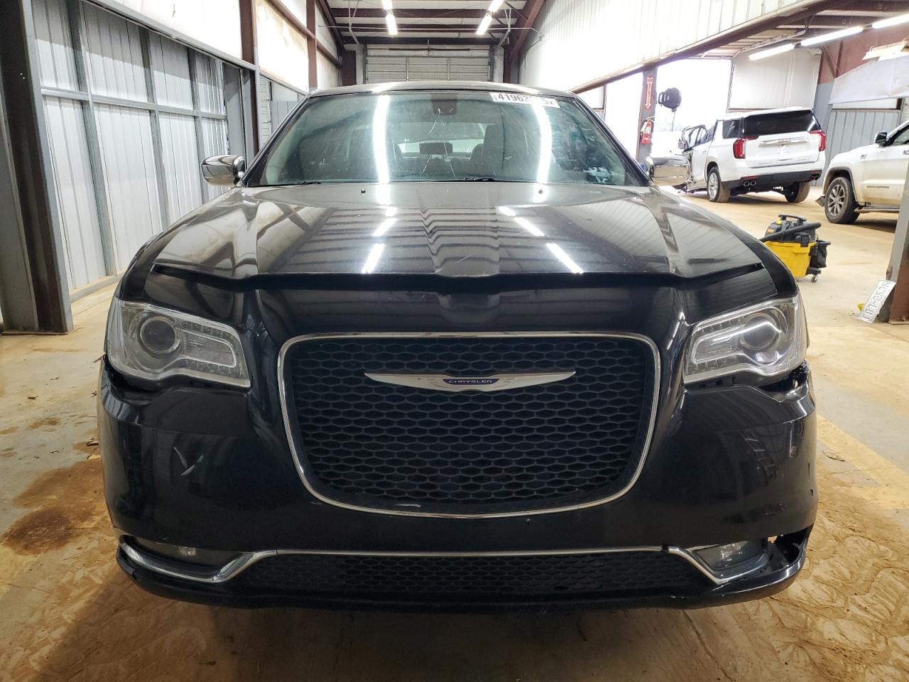 2020 Chrysler 300 - Image 5