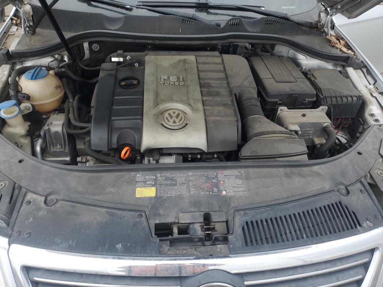 2007 Volkswagen Passat - Image 11