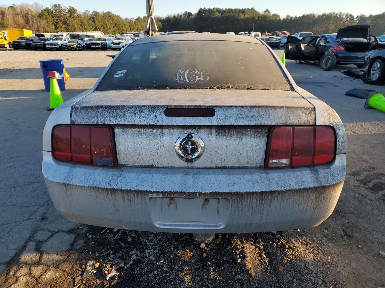 2005 Ford Mustang - Image 6