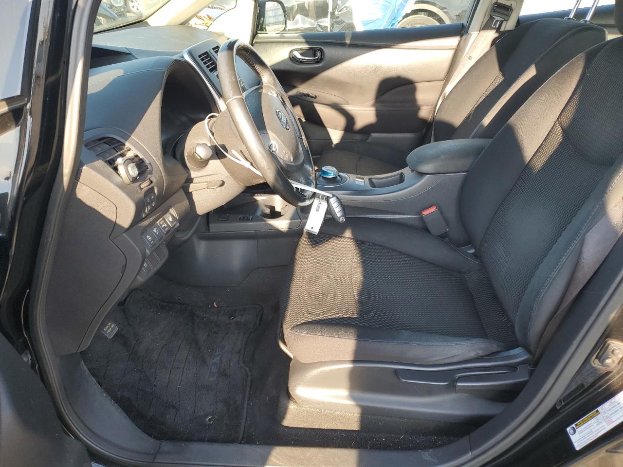 2015 Nissan Leaf - Image 7