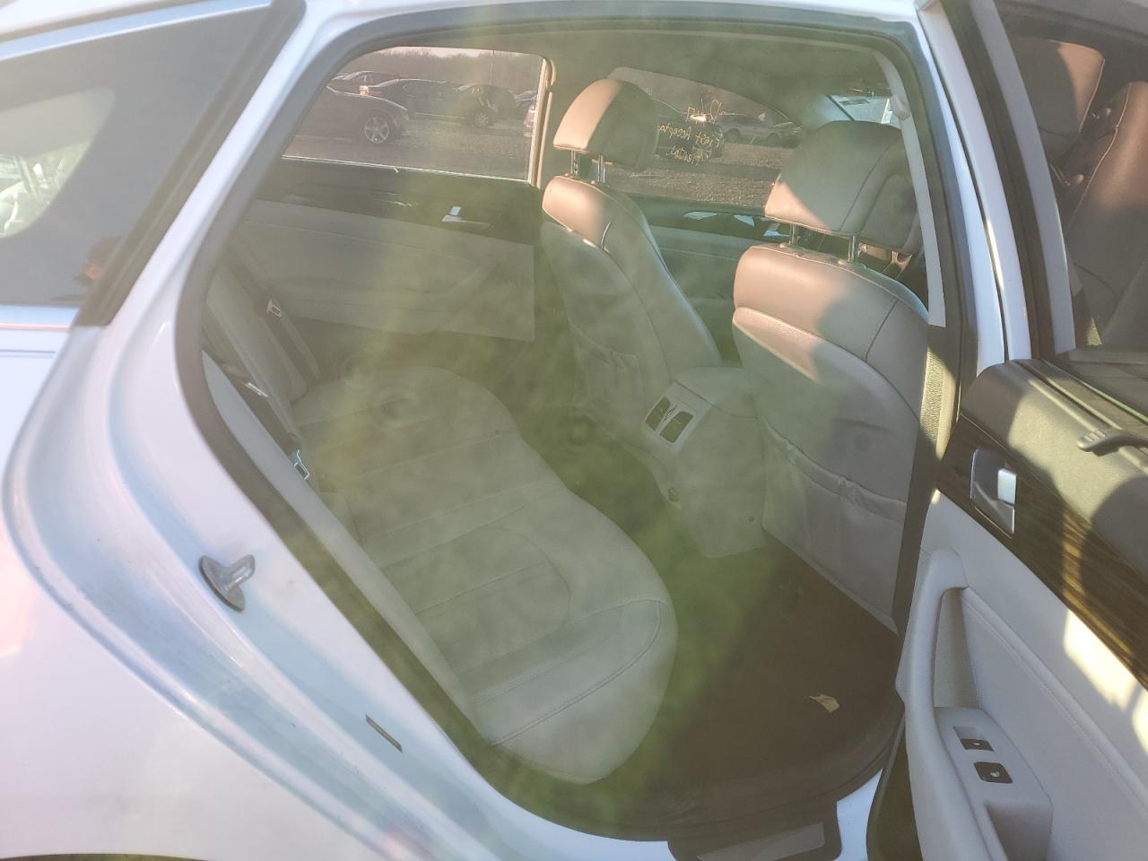 2016 Hyundai Sonata - Image 10