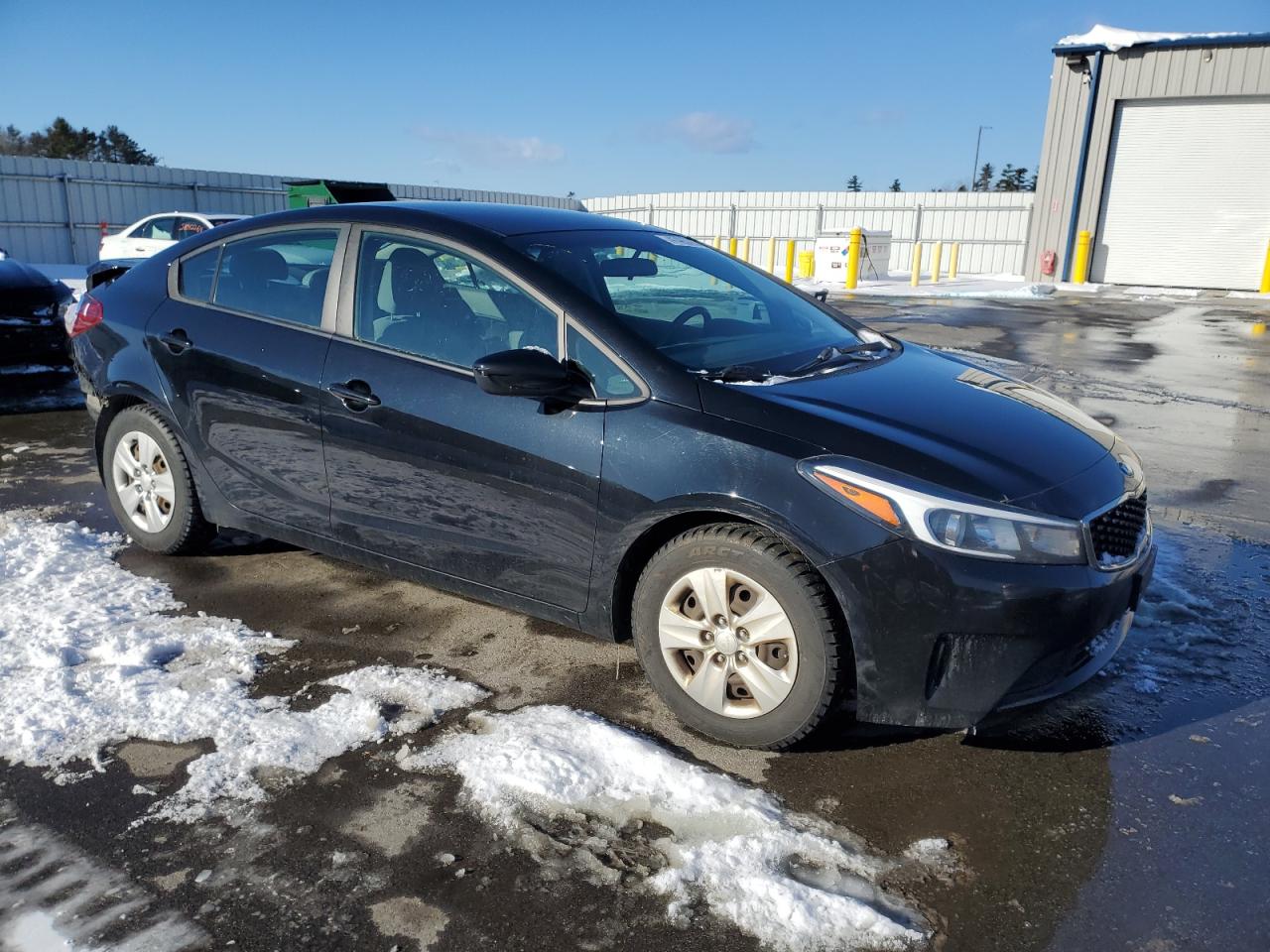 2017 Kia Forte - Image 4