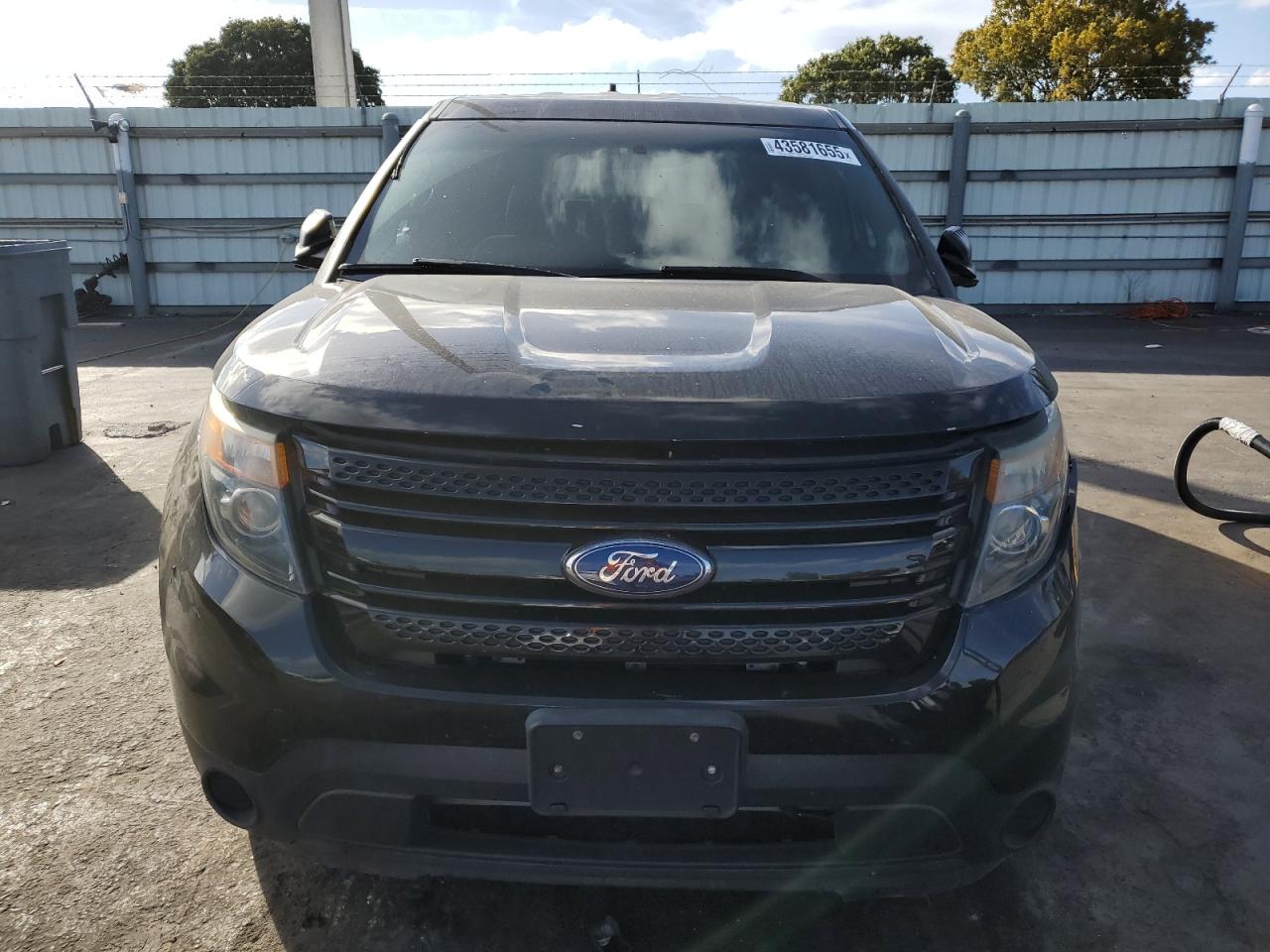 2015 Ford Explorer - Image 5