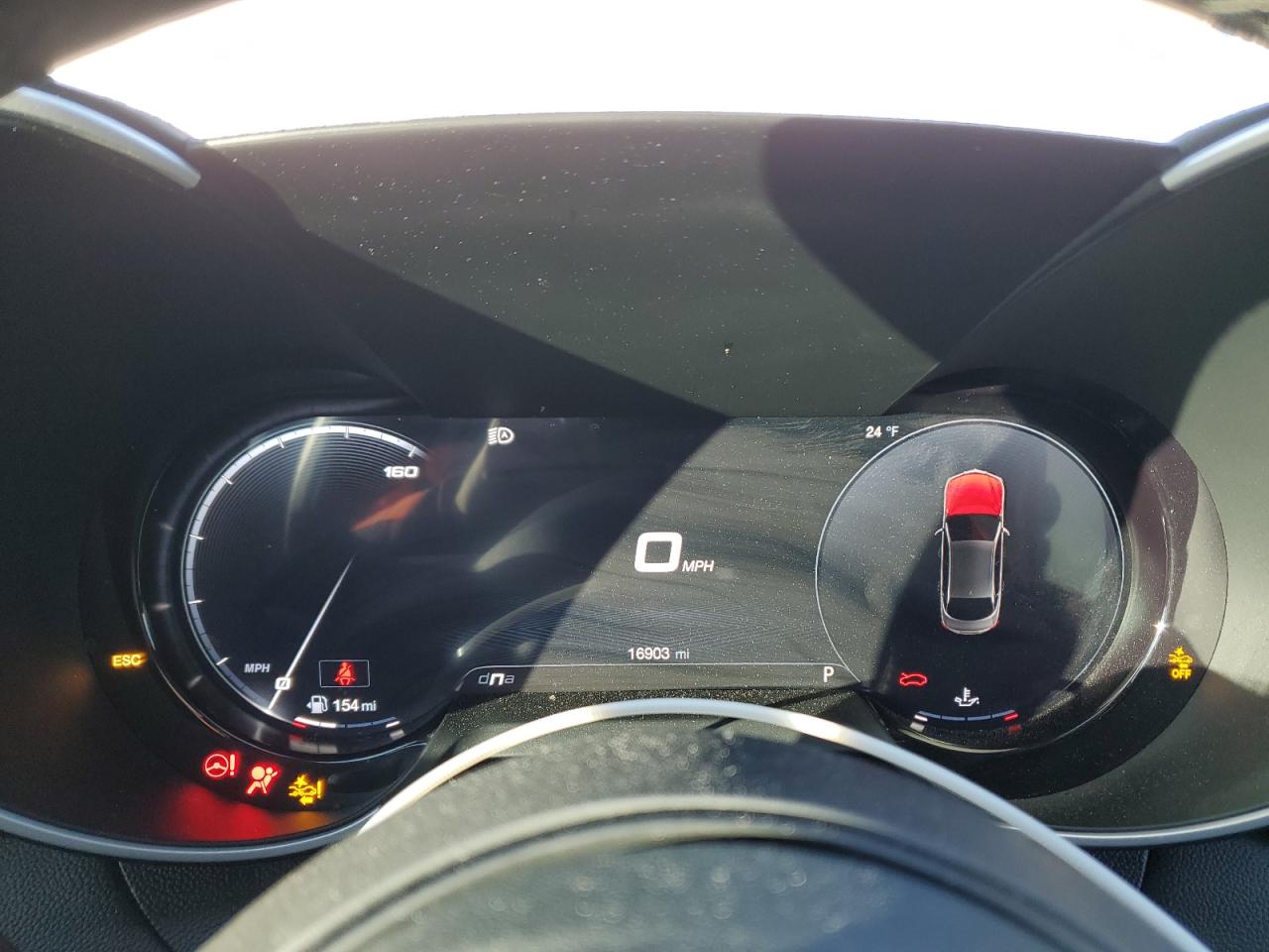 2024 Alfa Romeo Giulia - Image 9