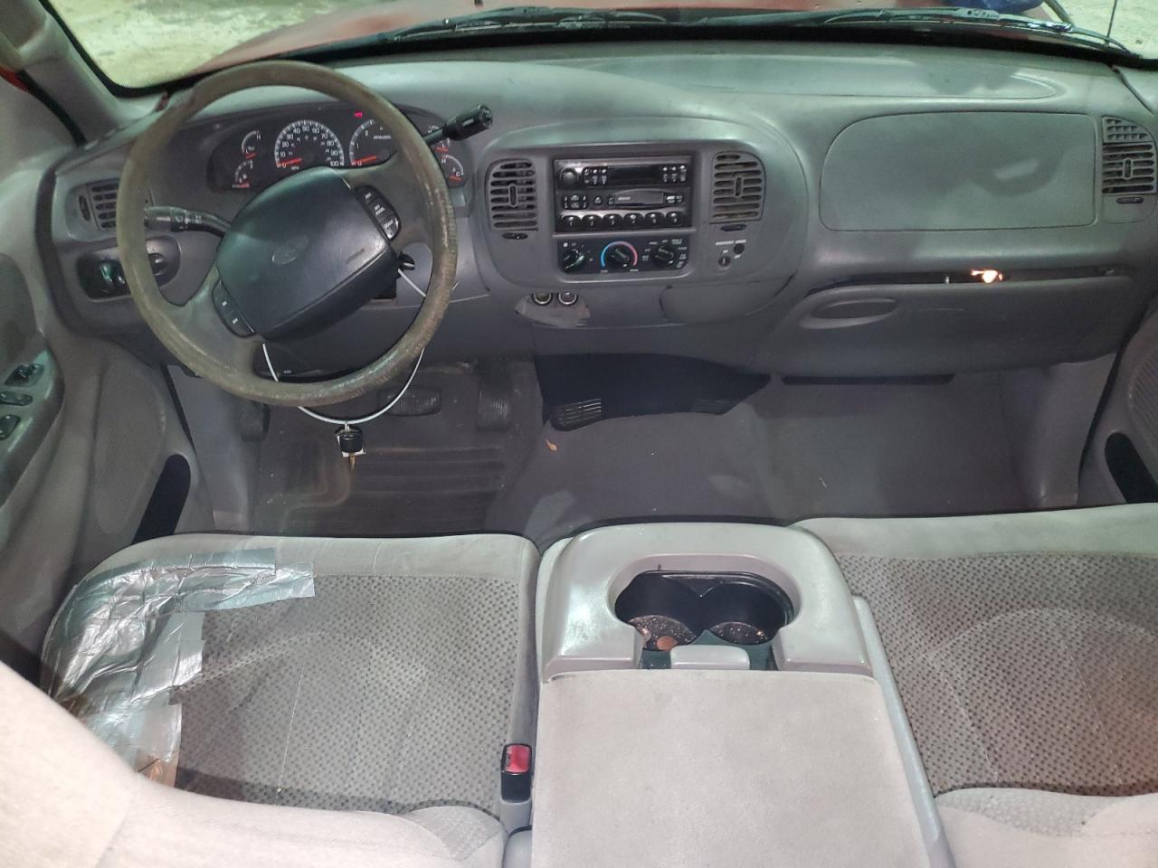 2000 Ford F-150 - Image 8