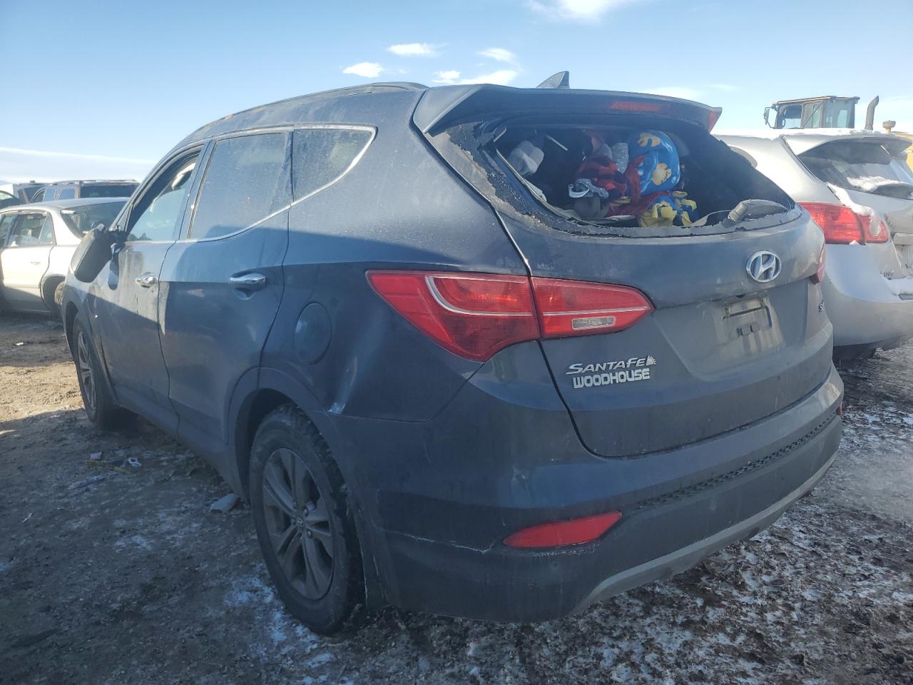 2014 Hyundai Santa Fe - Image 2