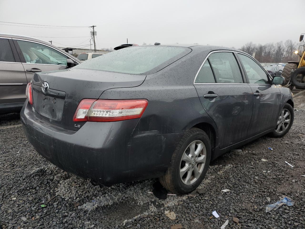 2011 Toyota Camry - Image 3
