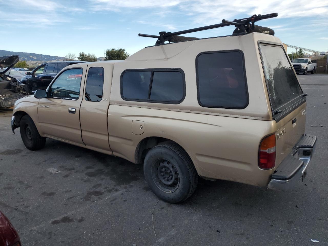 2000 Toyota Tacoma - Image 2