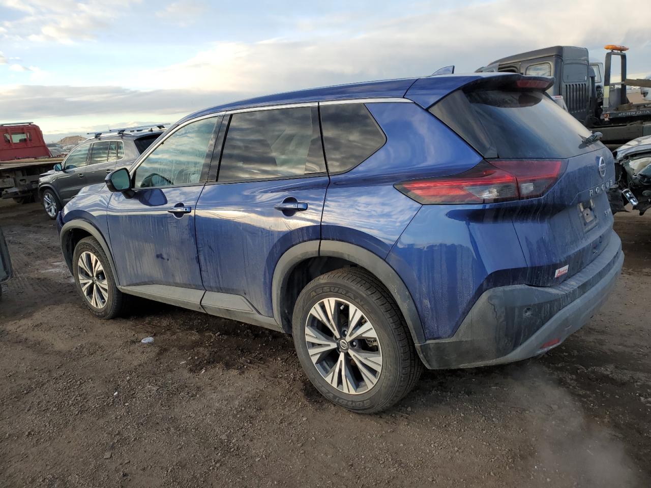 2021 Nissan Rogue - Image 2