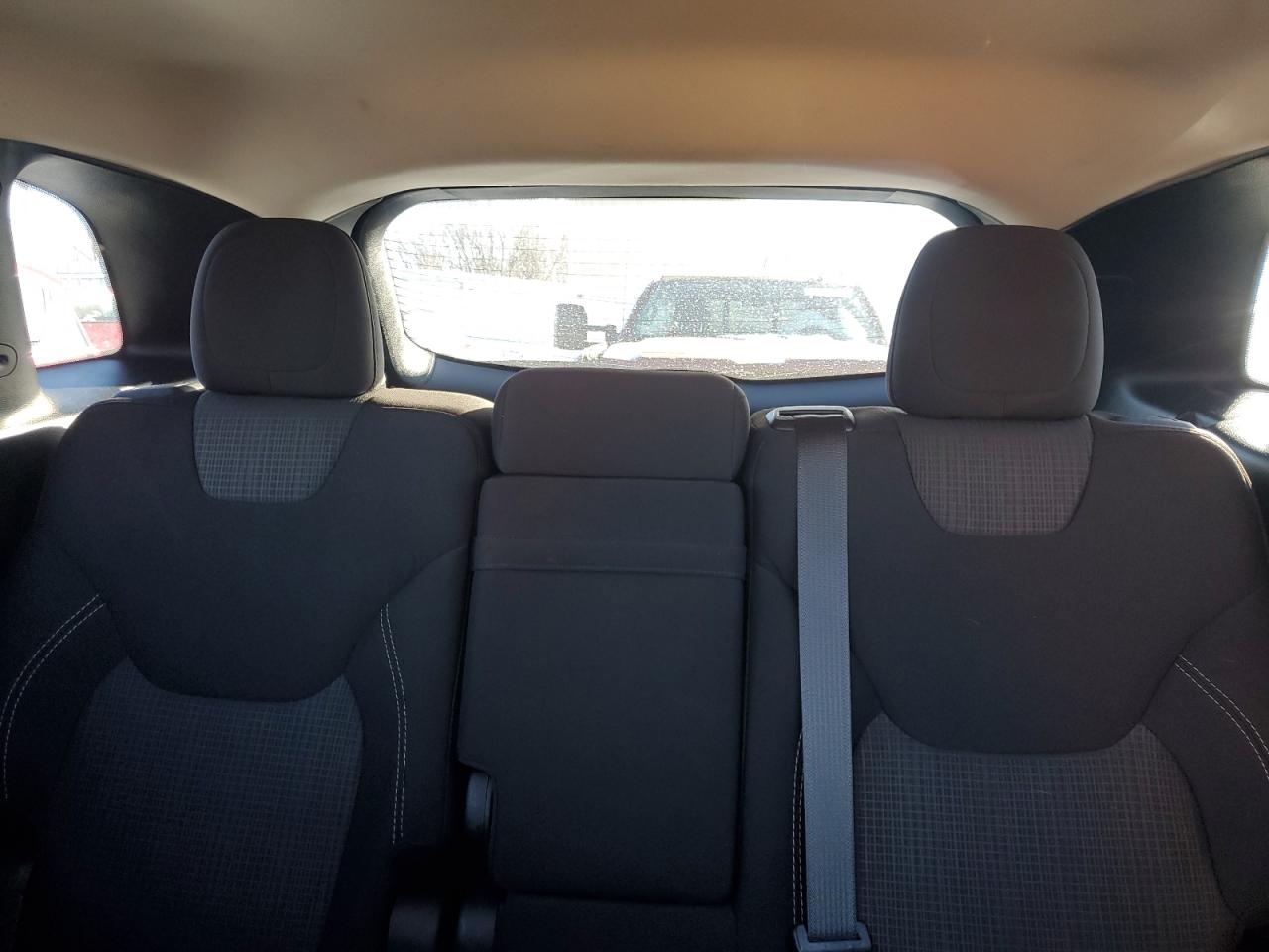 2016 Jeep Grand Cherokee - Image 10