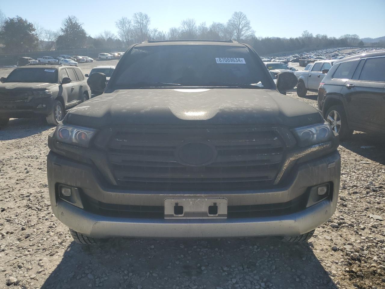 2018 Toyota Land Cruiser - Image 5