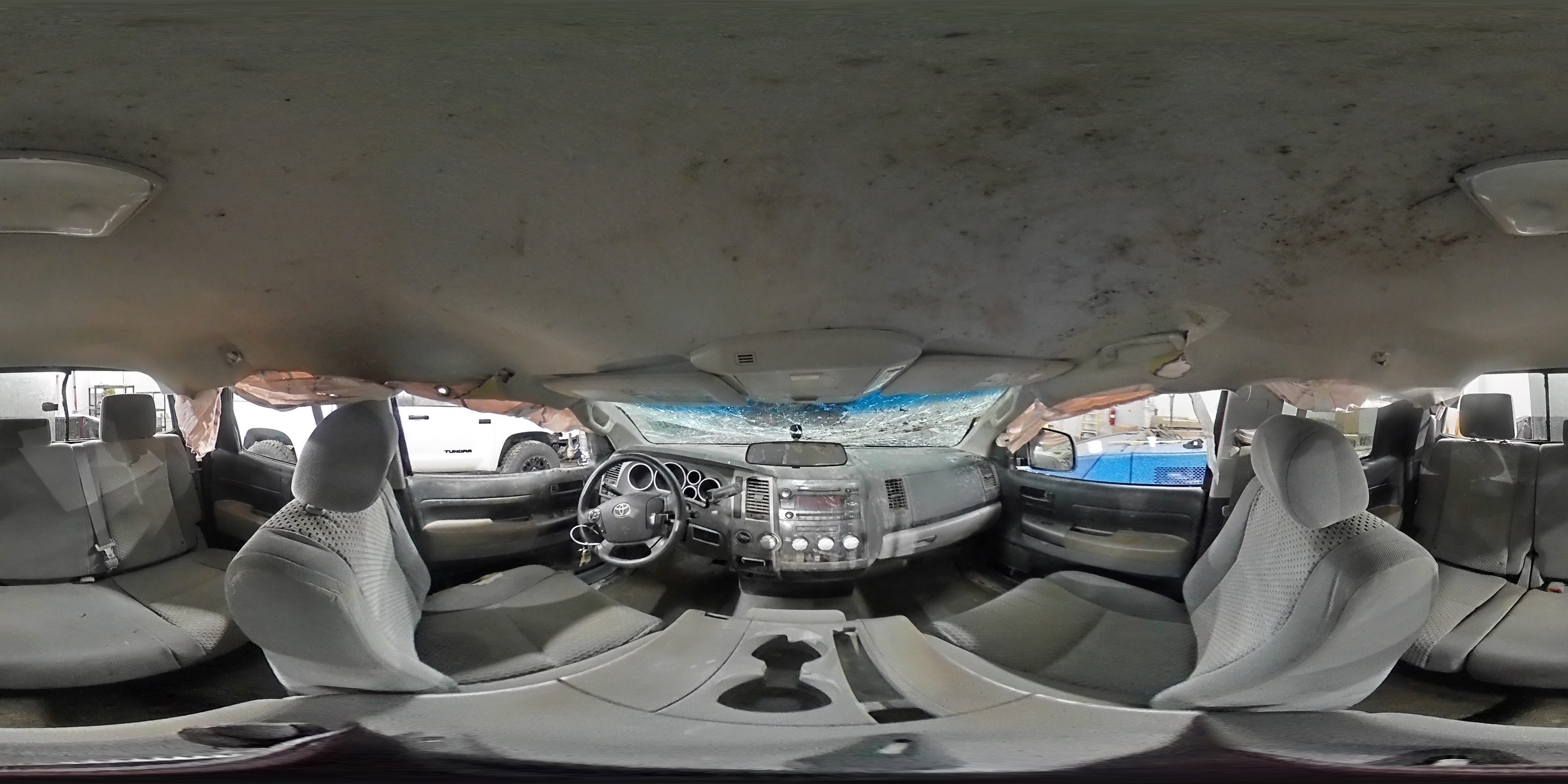 2010 Toyota Tundra - Image 14