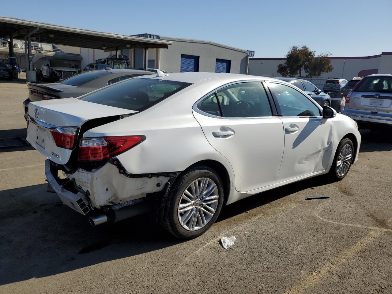 2013 Lexus ES - Image 3