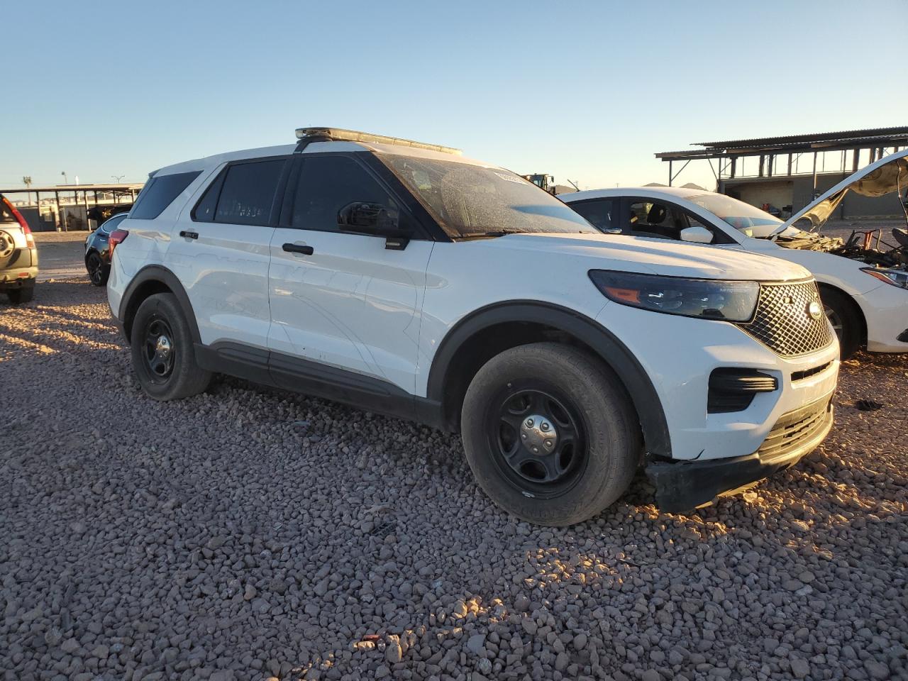 2022 Ford Explorer - Image 4