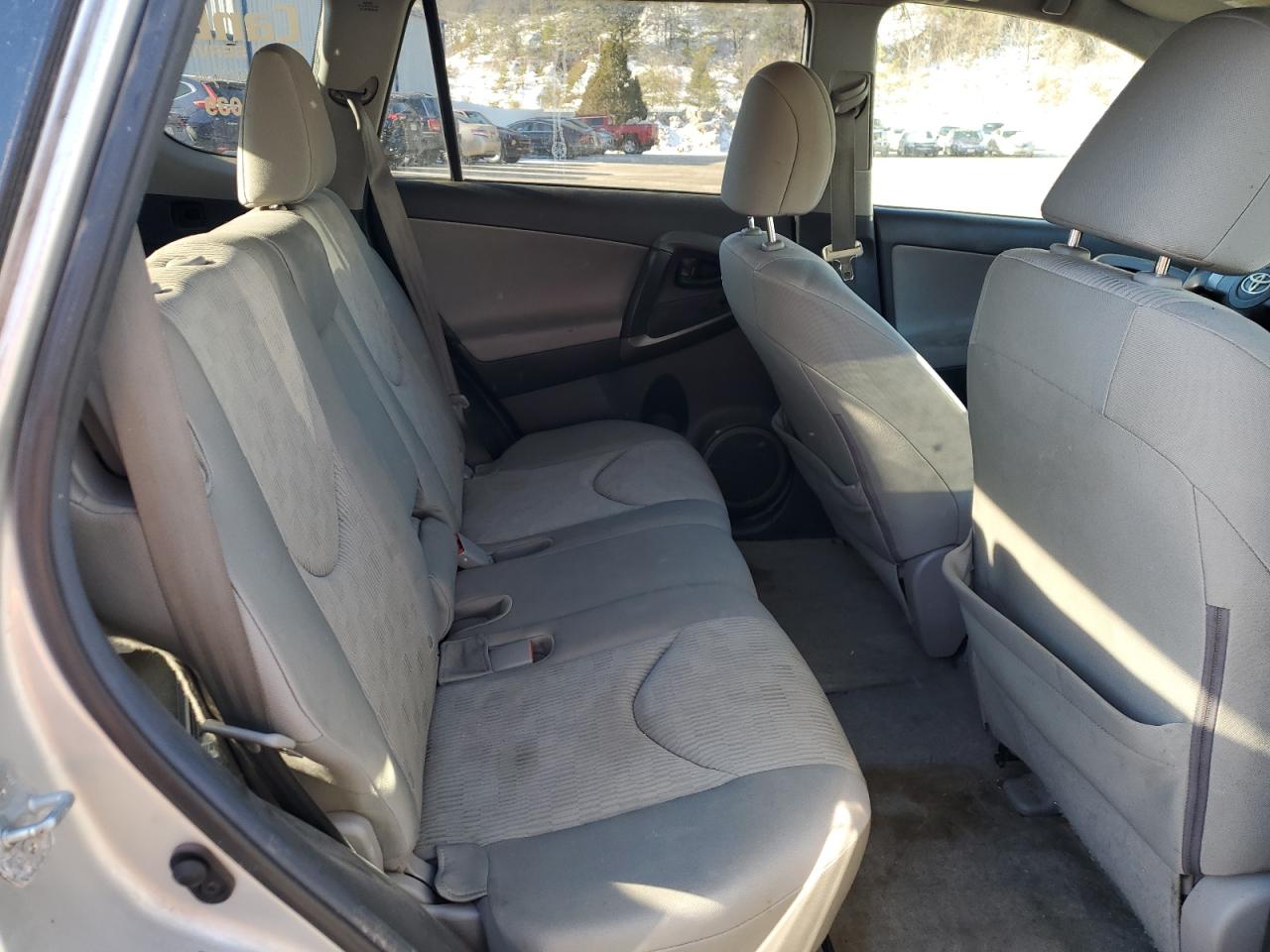 2011 Toyota RAV 4 - Image 11