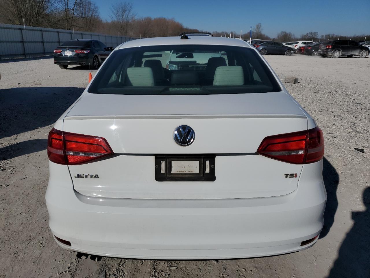 2015 Volkswagen Jetta - Image 6