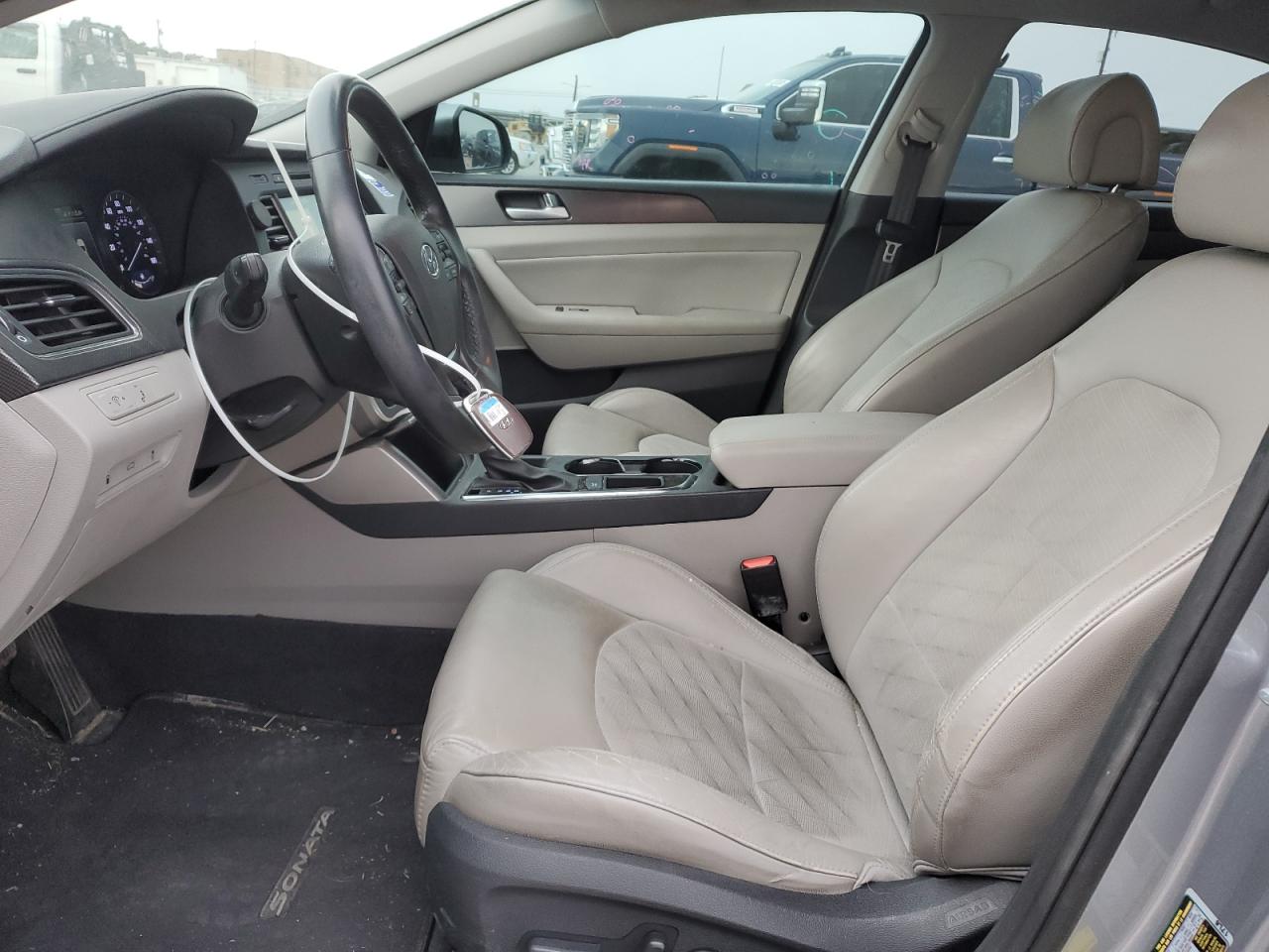 2015 Hyundai Sonata - Image 7