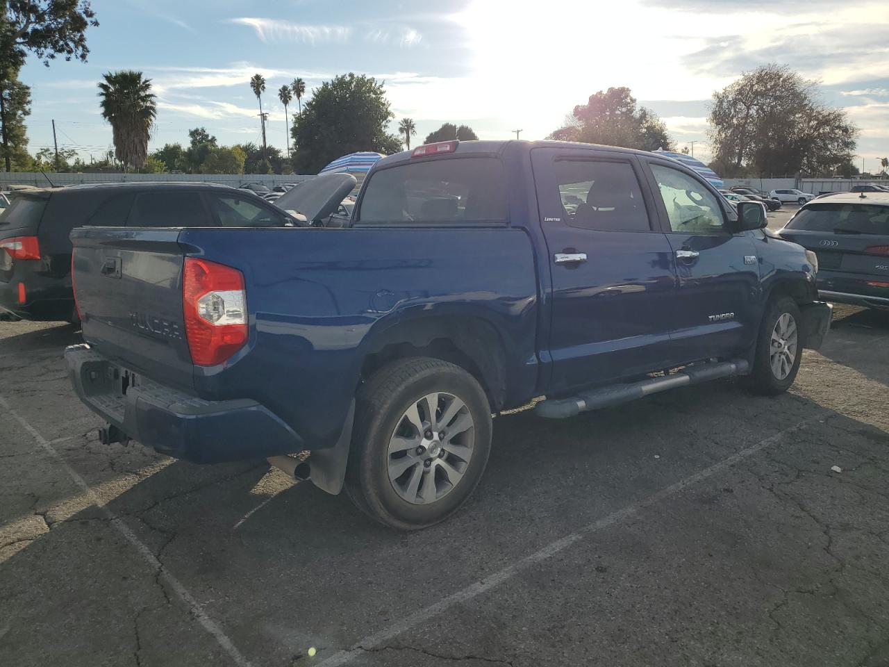 2014 Toyota Tundra - Image 3