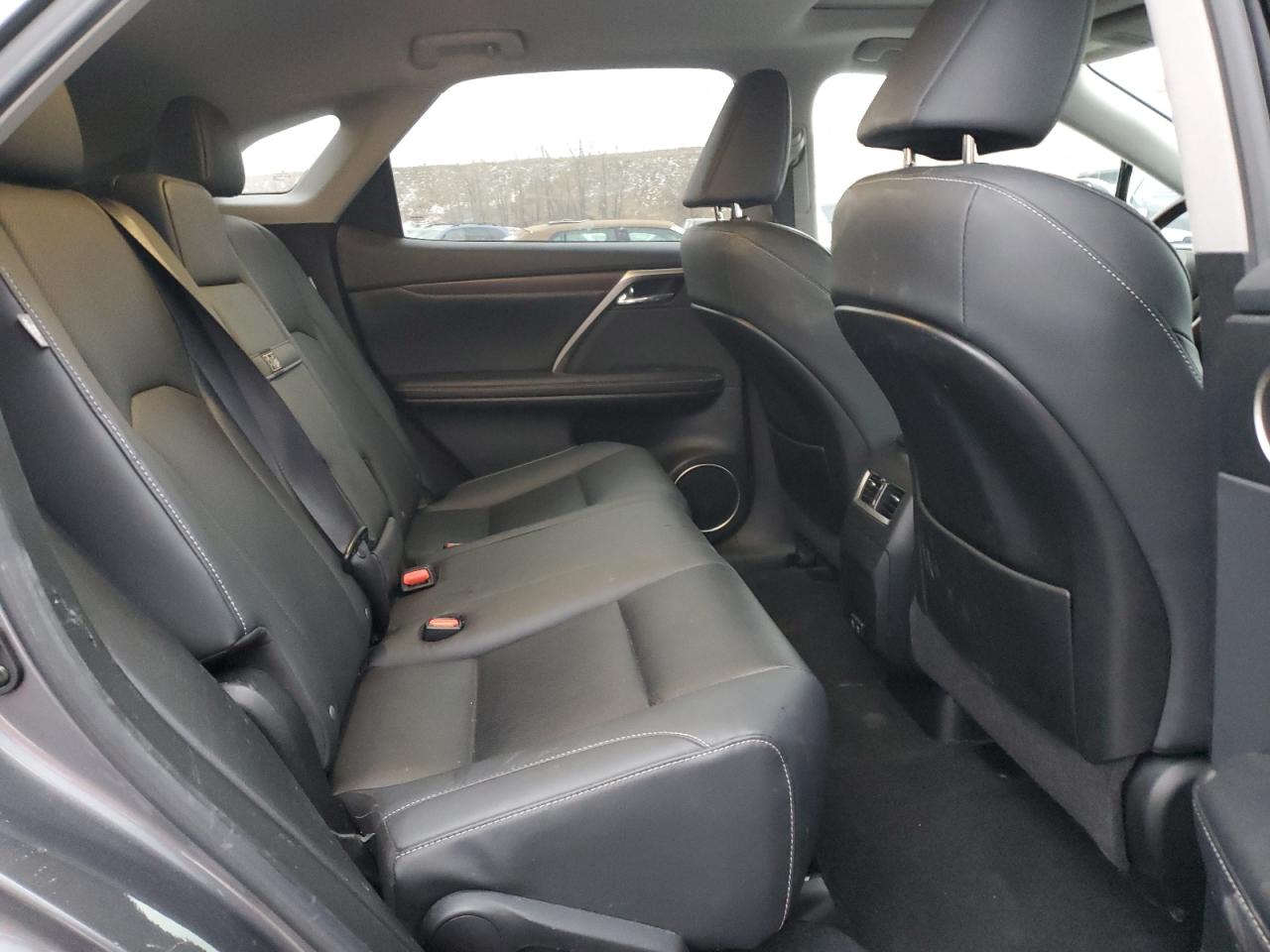 2022 Lexus RX - Image 11