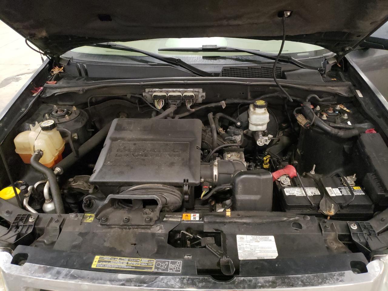 2009 Ford Escape - Image 12
